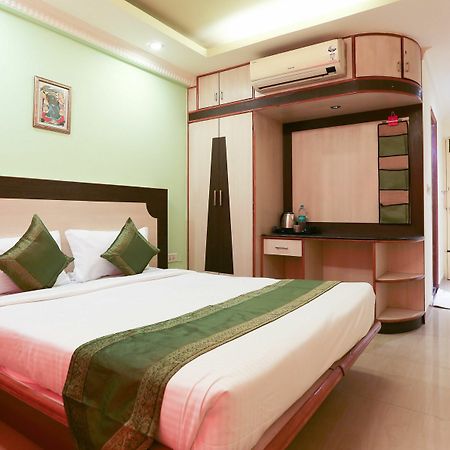 Treebo Trip Grand Regency Bangalore Exterior foto