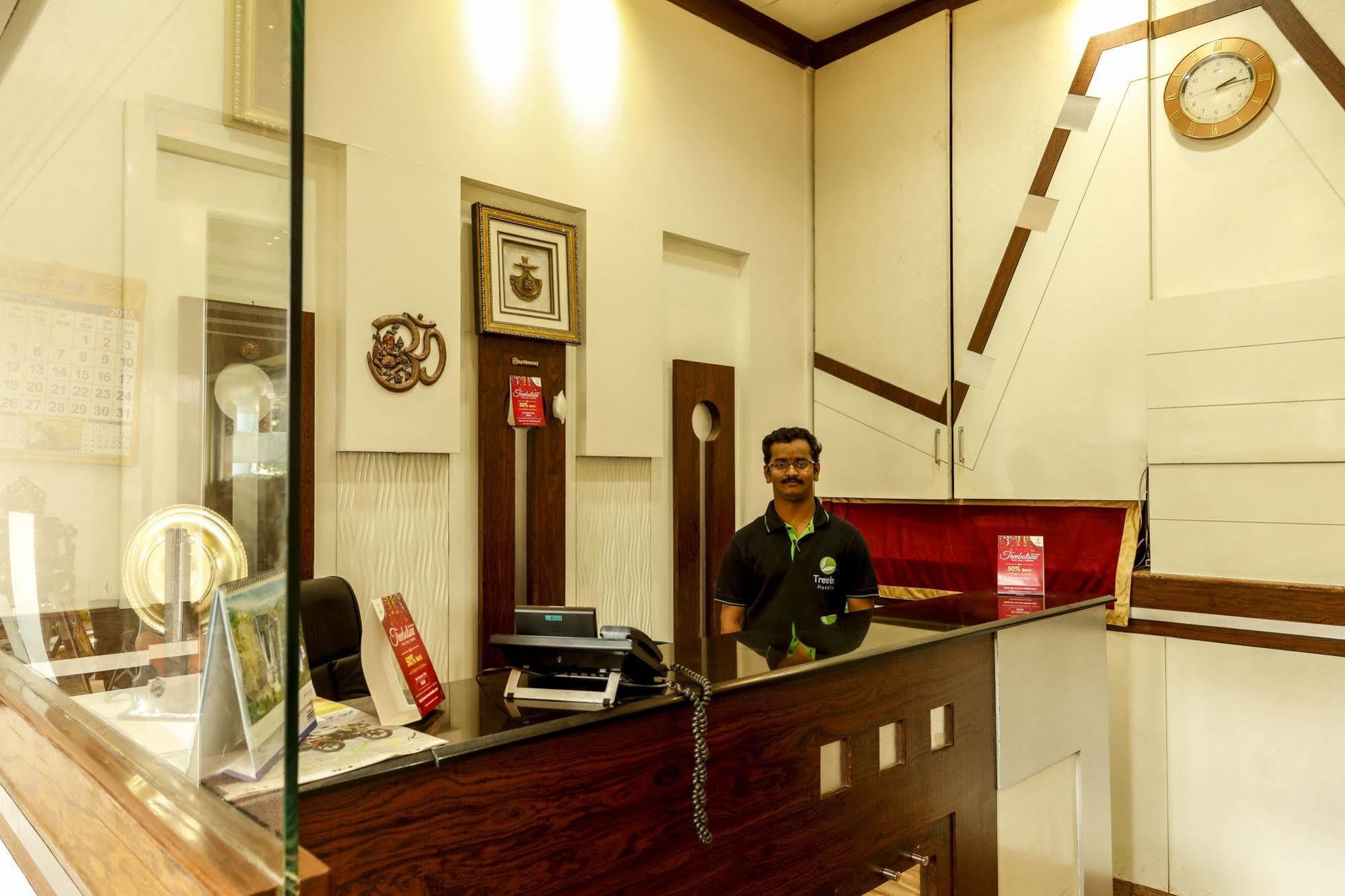 Treebo Trip Grand Regency Bangalore Exterior foto