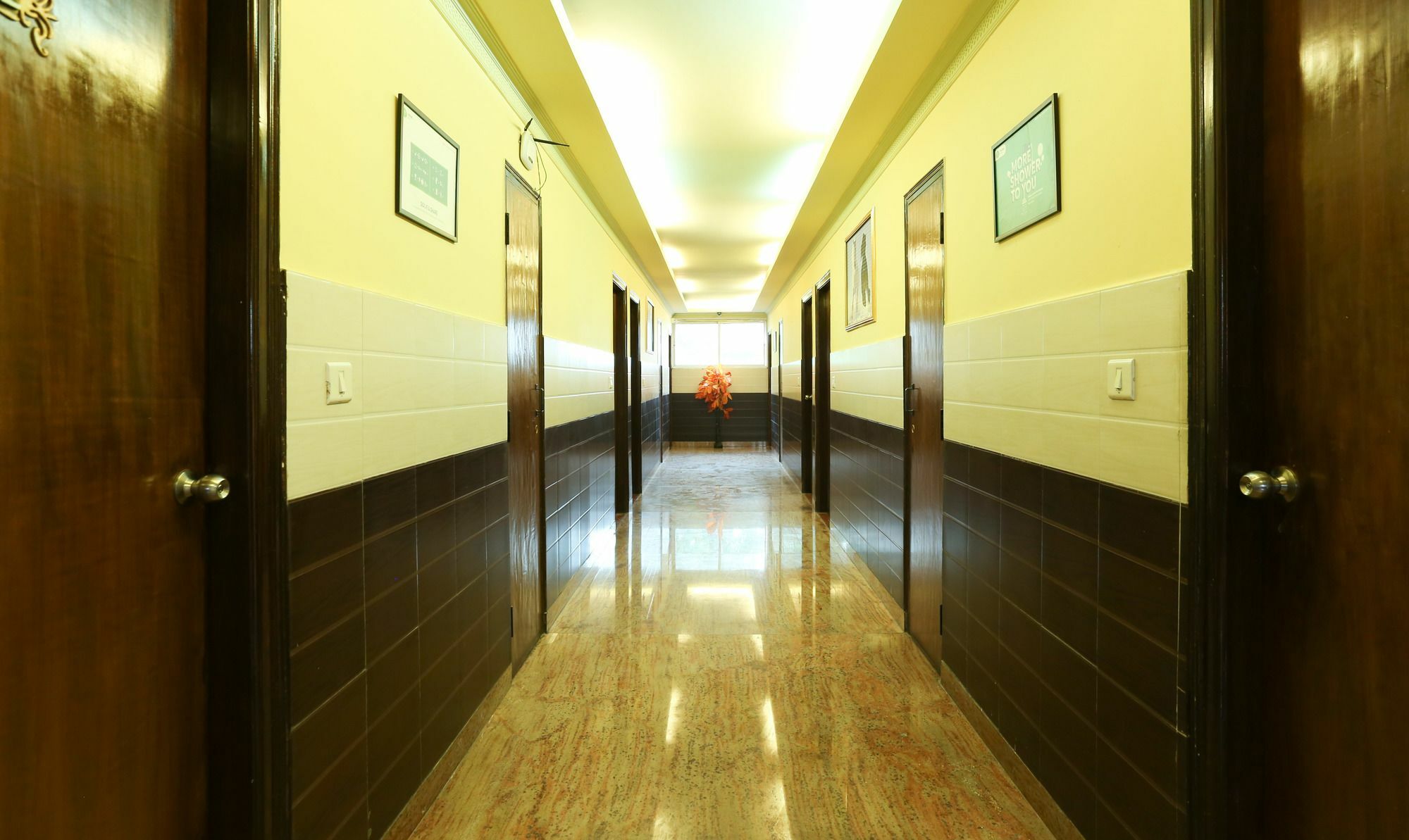 Treebo Trip Grand Regency Bangalore Exterior foto