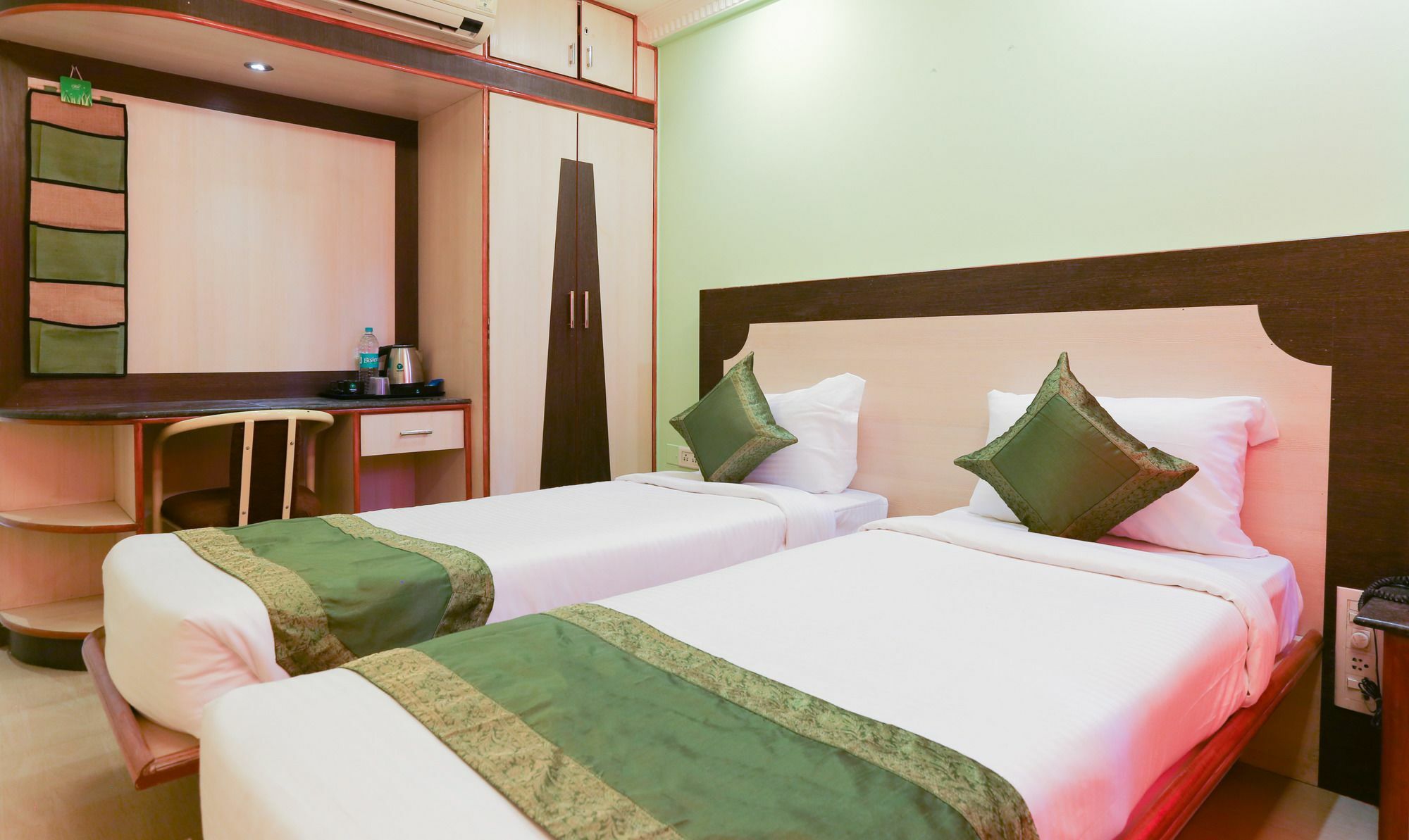 Treebo Trip Grand Regency Bangalore Exterior foto